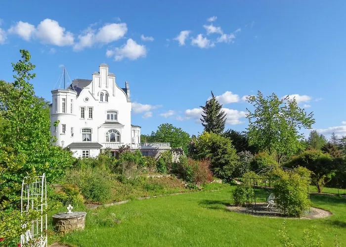WeisseVilla Friedrichsbrunn Fewo SOLIDE